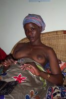 topless-malawian-girl-at-home